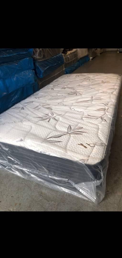 Mattress Twin size Firm Orthopedic Pillow top + box spring Gift Totally new 🛏🌟🏠