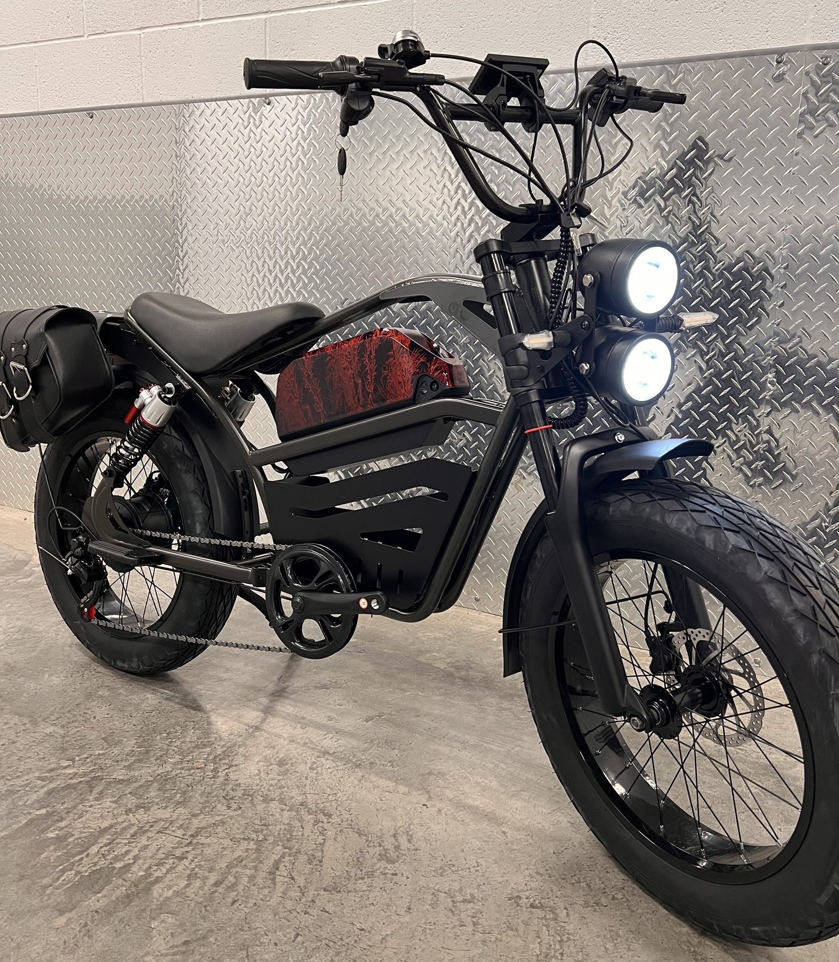 1500 Watt Electric Indy’N style Chopper Ebike, 33mph, Saddlebags, Metal Basket🔐FREE HEAVY DUTY 4ft Chain Lock W/Purchase