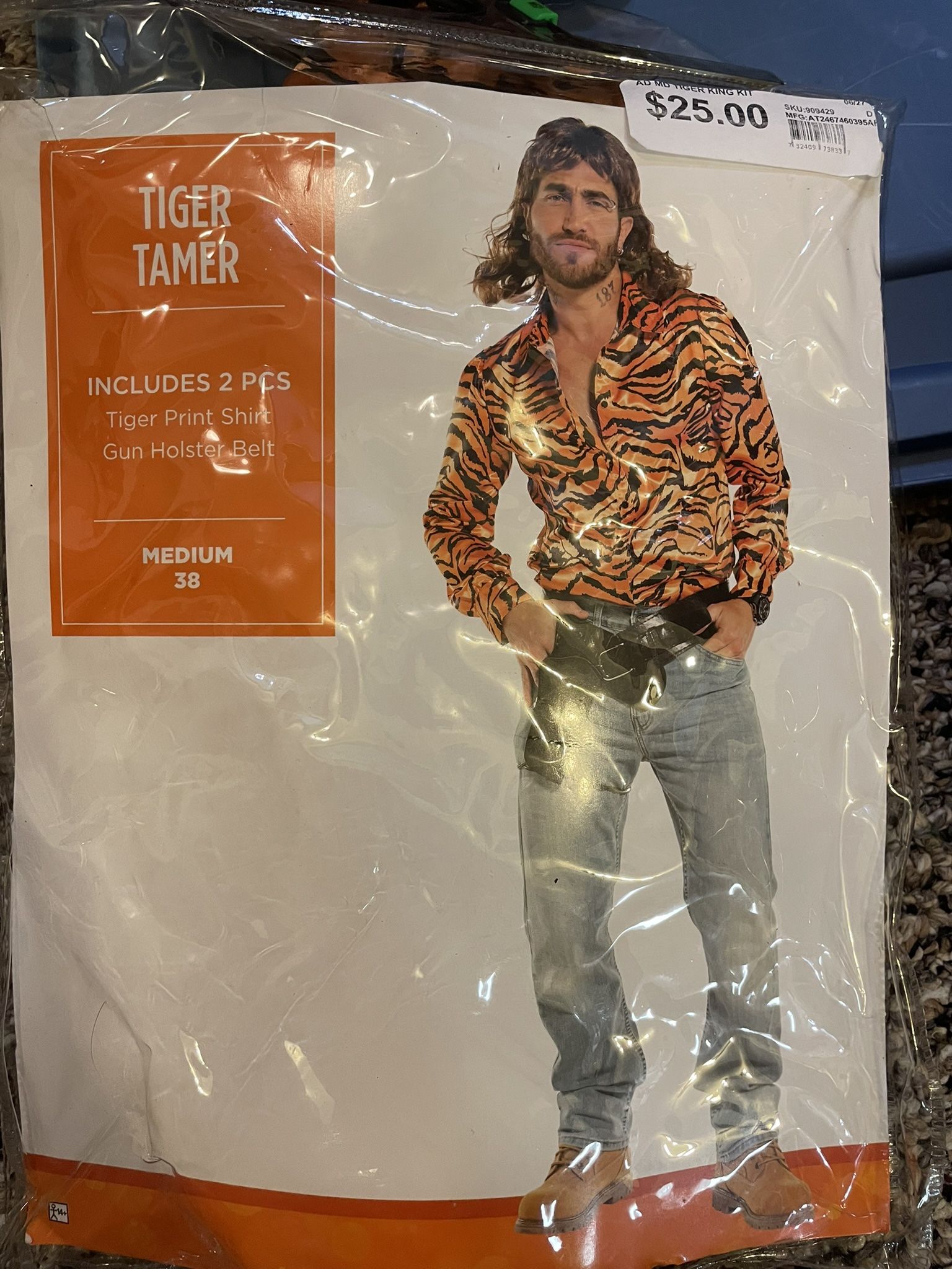 Costumes $5 -10 Each! Difraz Halloween! 