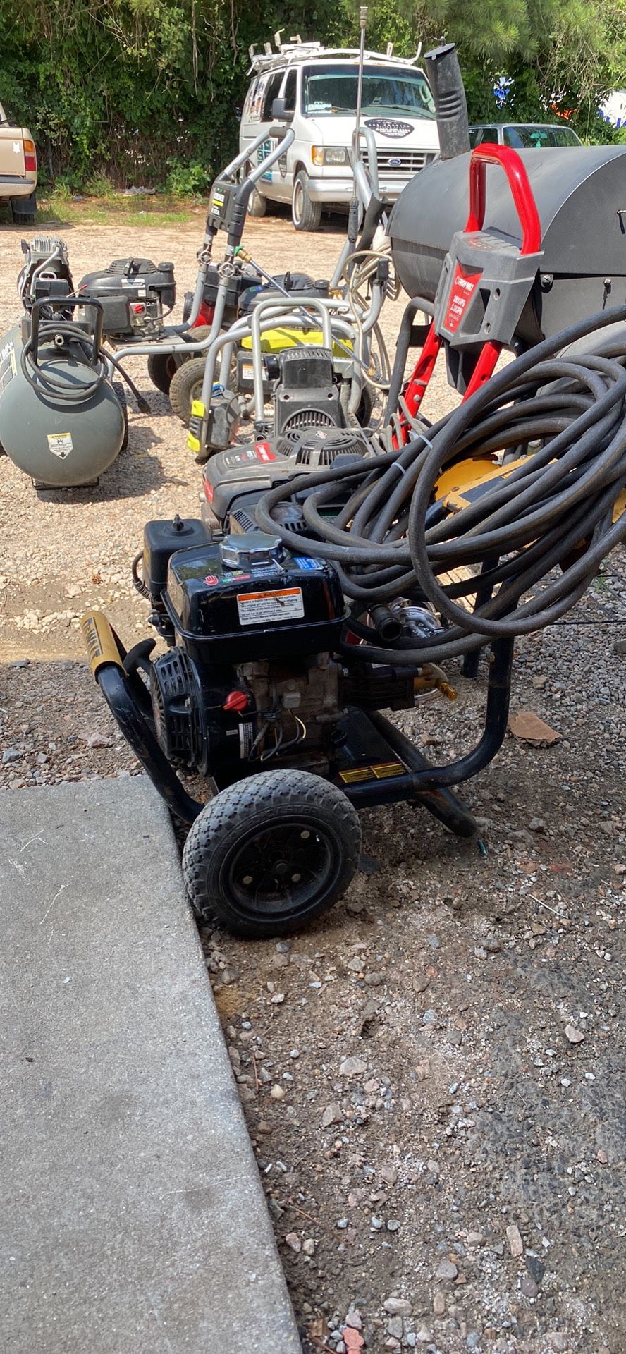 Used tool in good condition, one month warranty, no money is returned, only credit for what you pay. Monday to Friday 7 am a 6 pm open Saturday 7 am