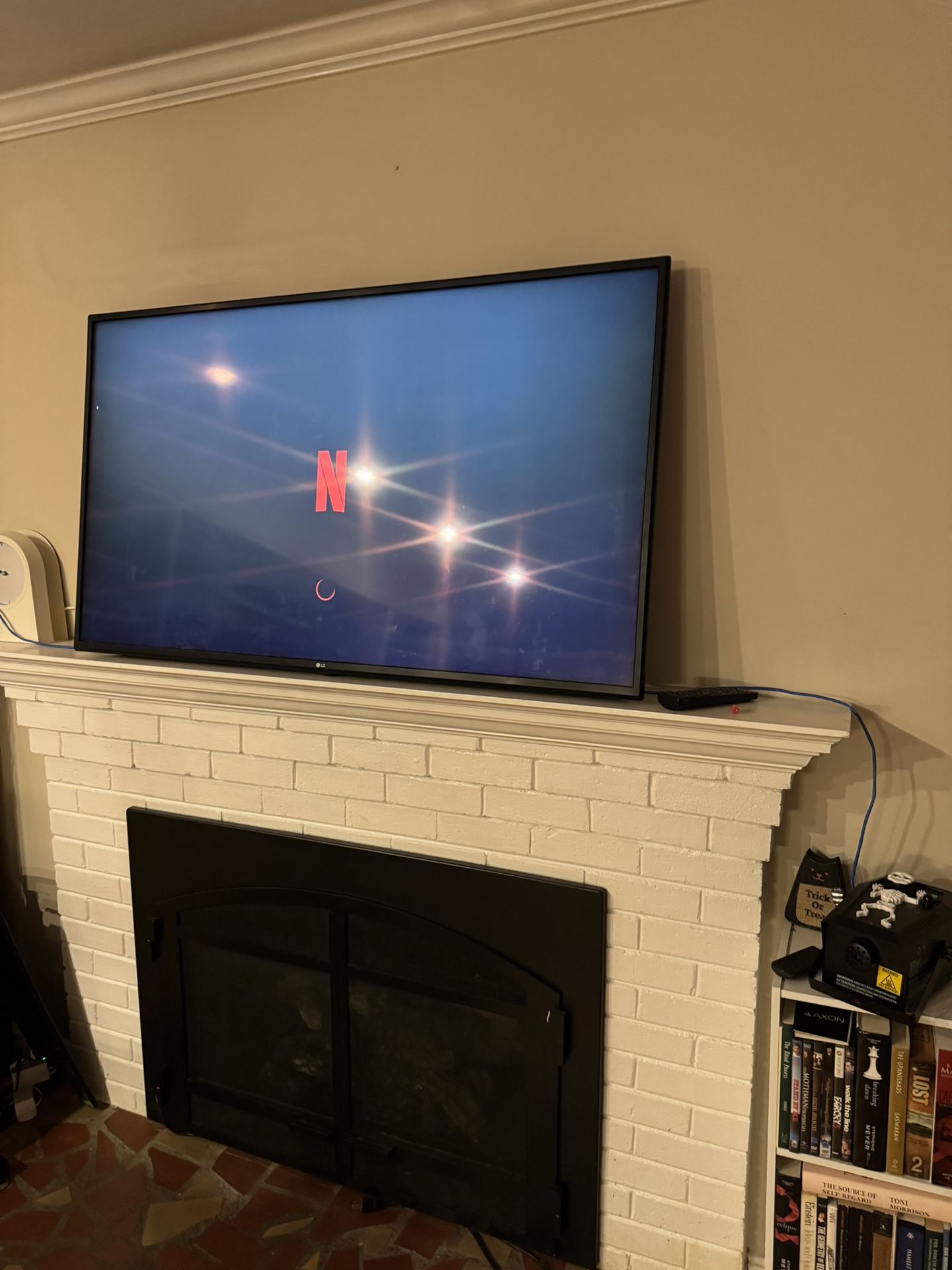55” LG TV