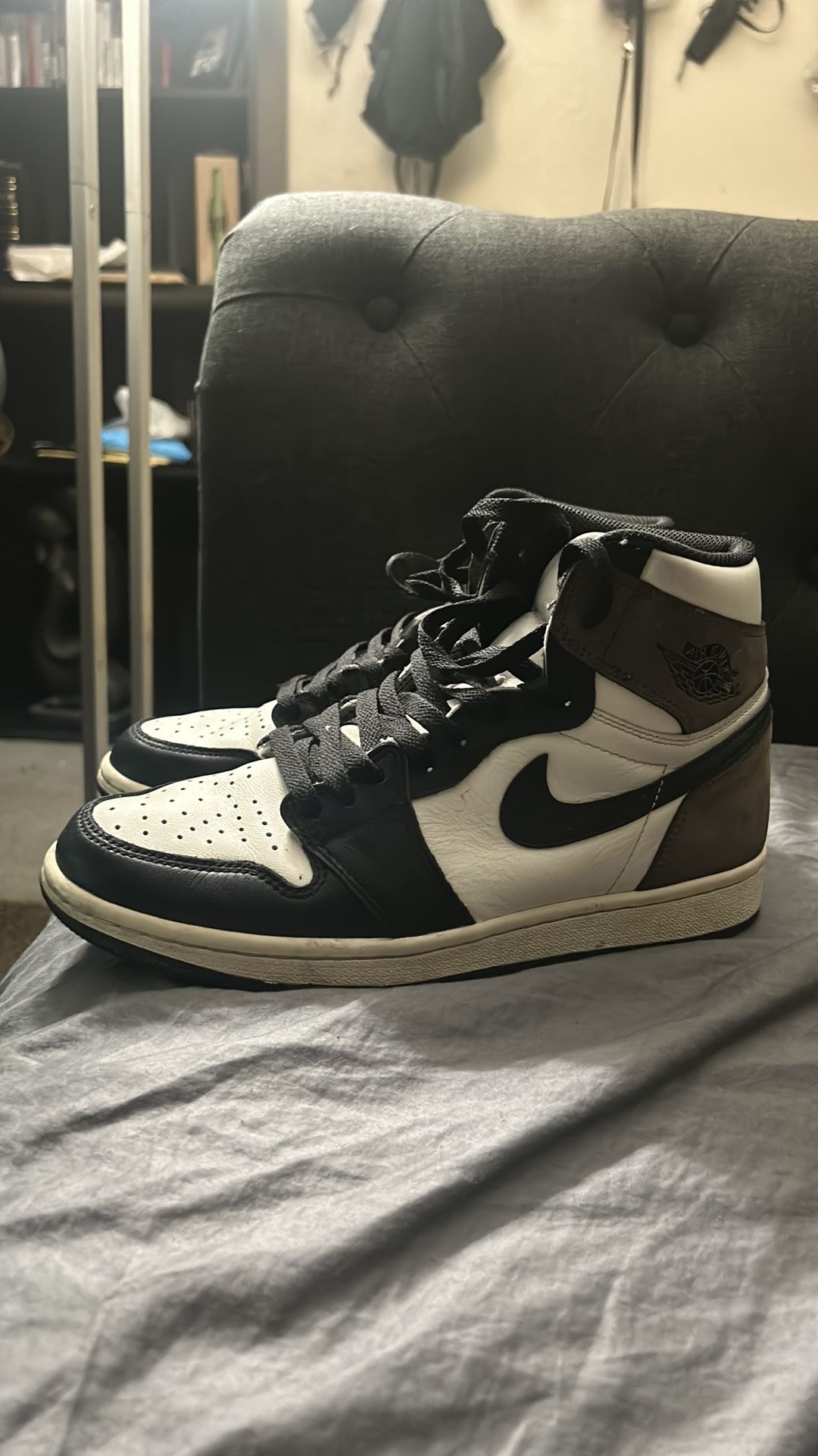 Jordan 1 Mocha 