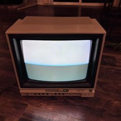 Commodore 1702 Video  Monitor