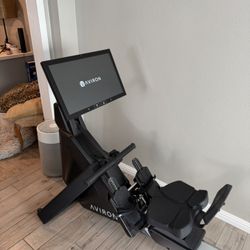 Aviron Row Machine 