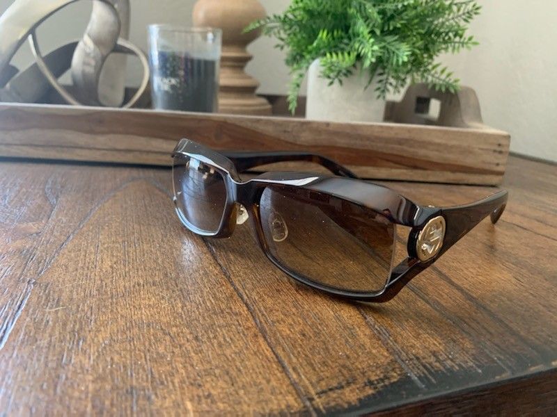 Authentic Gucci sunglasses