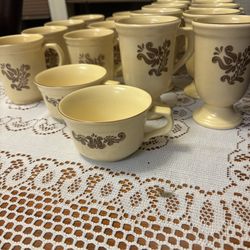 Lot Of 20 Pfaltzgraff Mugs