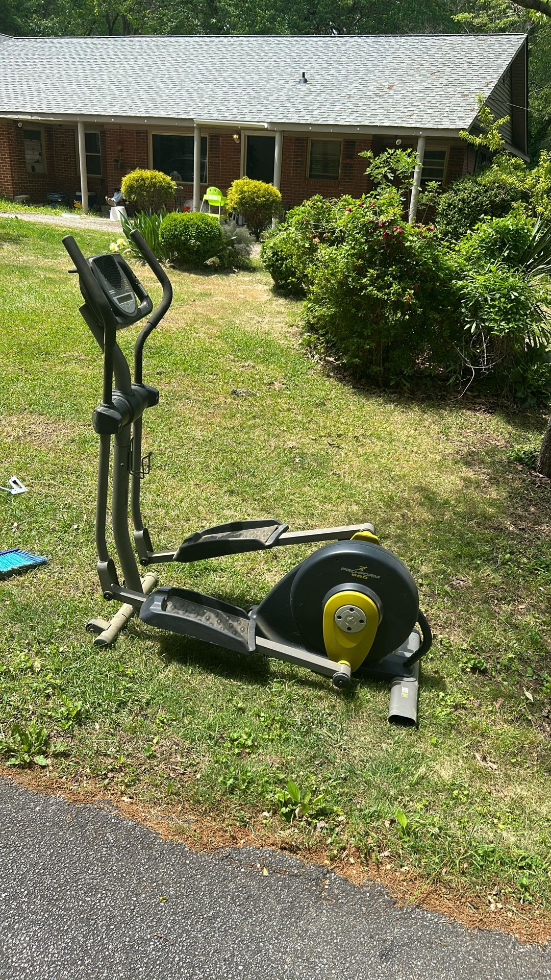 Elliptical (NOT FIRM ON PRICE SEND OFFERS)
