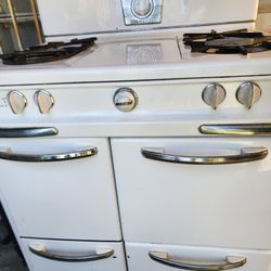 vintage Wedgewood gas stove from the 1950s,