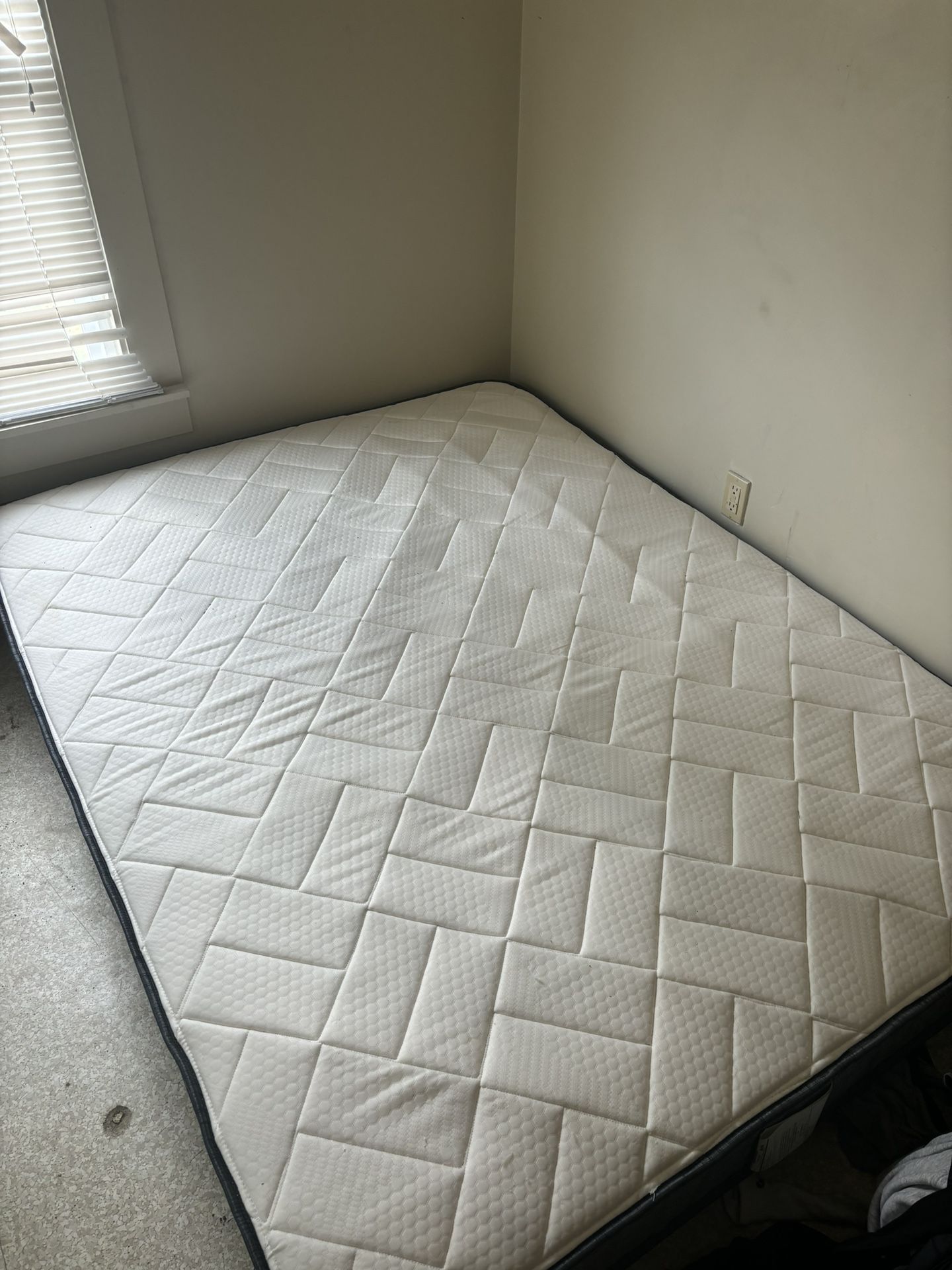Queen Size Mattress