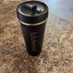 Lululemon flask