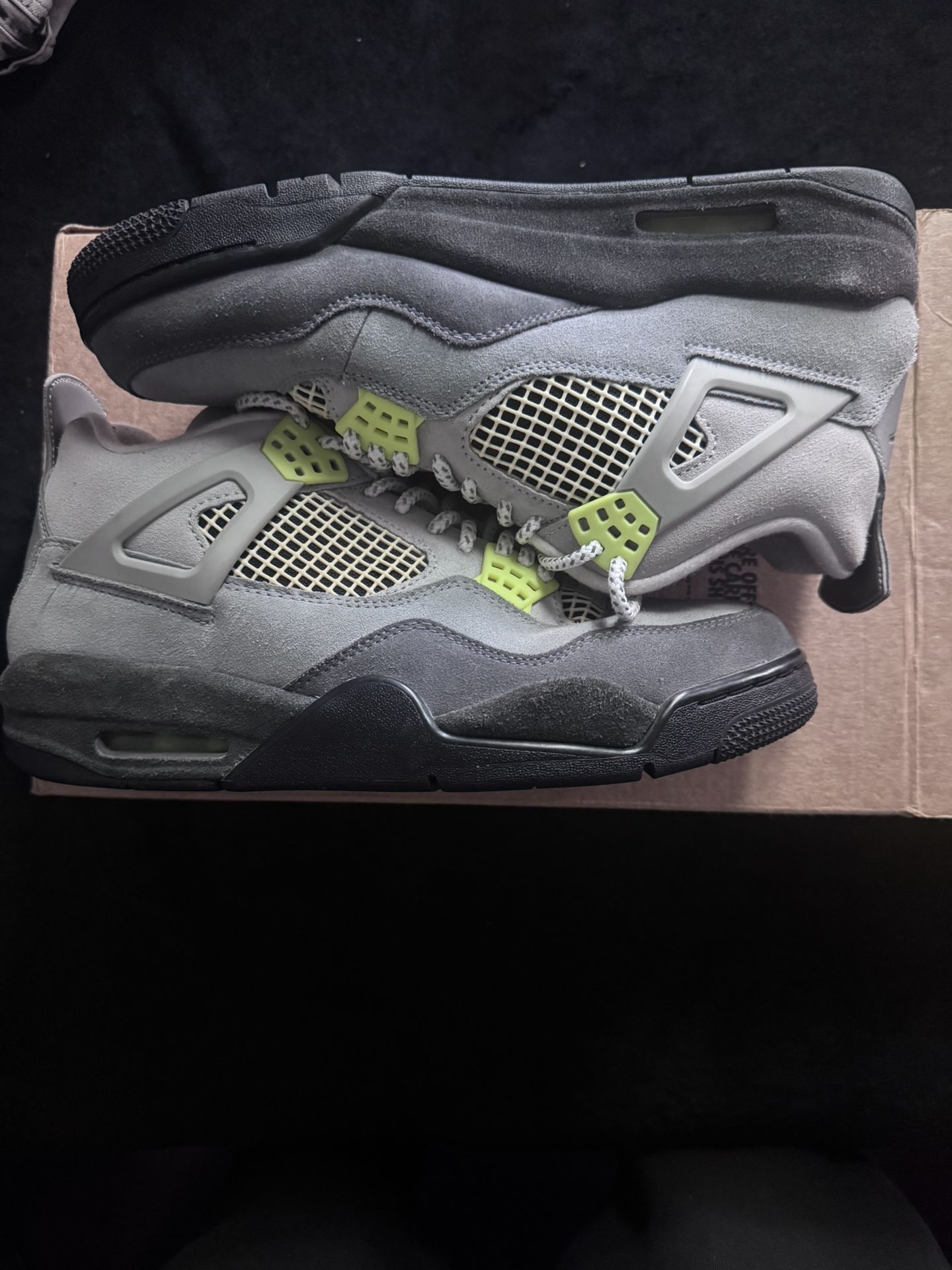 Air Jordan 4 Retro SE 'Neon 95