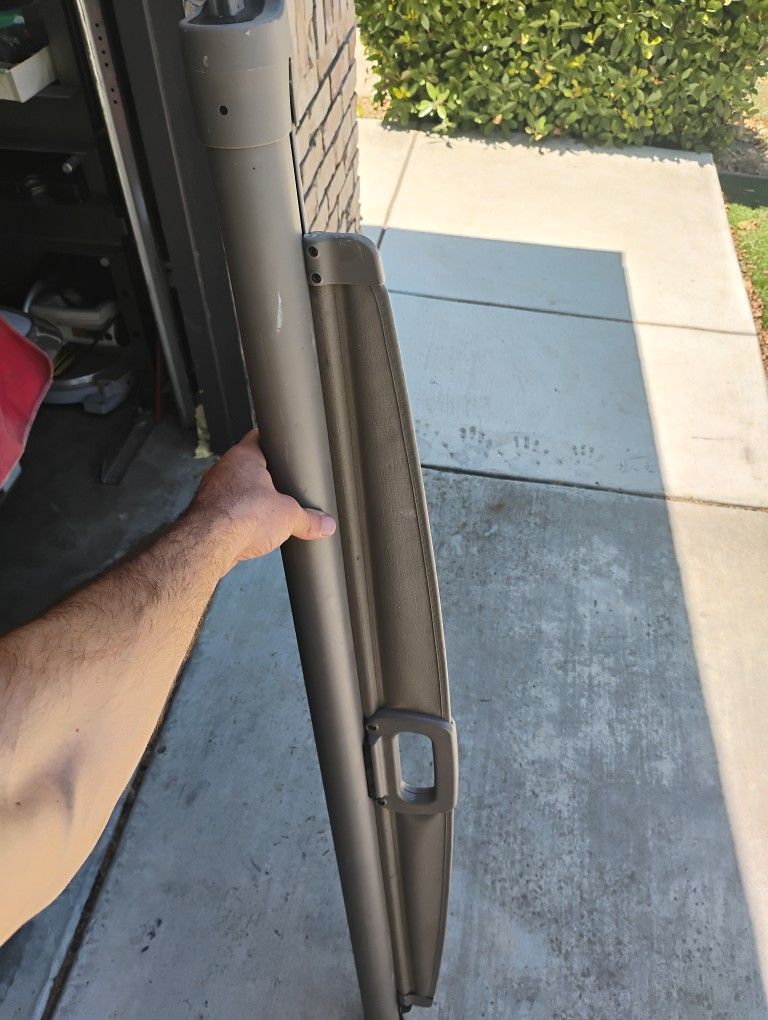 Jeep Cherokee Cargo Area Cover