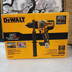 NEW DEWALT 20V BRUSHLESS 1/2 HAMMER DRILL DRIVER TOOL 