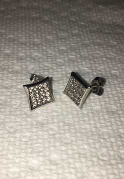 Diamond ear rings 💎