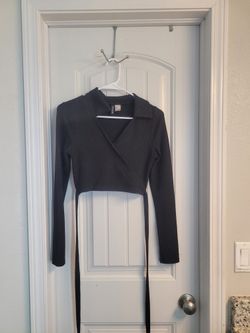 Black Top Ties Around