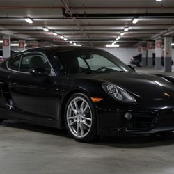 2015 Porsche Cayman 2dr Cpe 