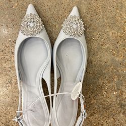 NWT Elegant light blue Slingback Heels Size 6
