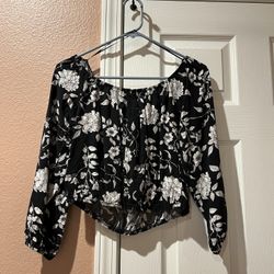 Francesca’s Boutique Women’s Top Size Medium