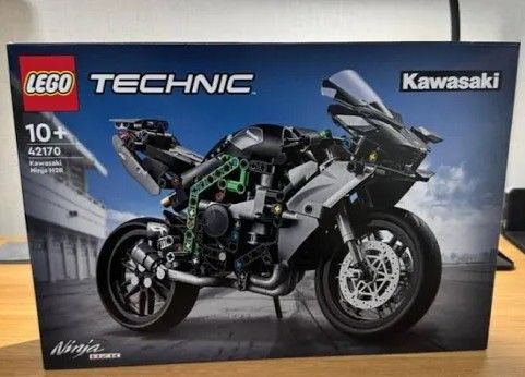 LEGO
Technic Kawasaki Ninja H2R Motorcycle Set 42170 (New In Box)