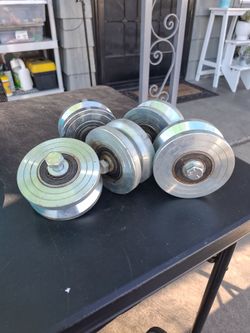 4 inch solid steel V-Groove wheels.