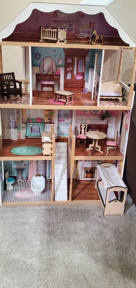 Doll House