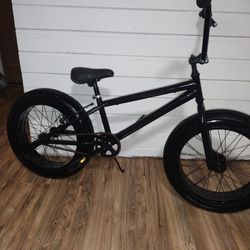 "20* Inch FAT TIRE MONGOOSE BEST OFFER 