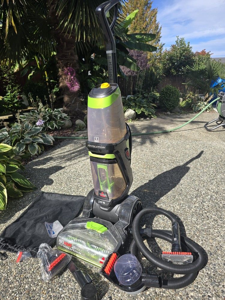BISSELL ProHeat 2X Revolution Pet Turbo Upright Carpet Cleaner.