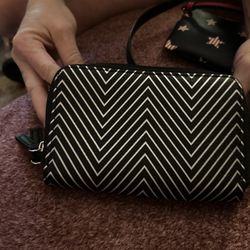 Black And White Wristlet