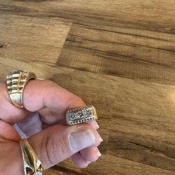 3 Diamond Stone 14k Gold Ring
