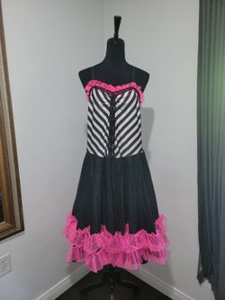 Women's Size Large Can-Can dress Halloween Costume Cash only