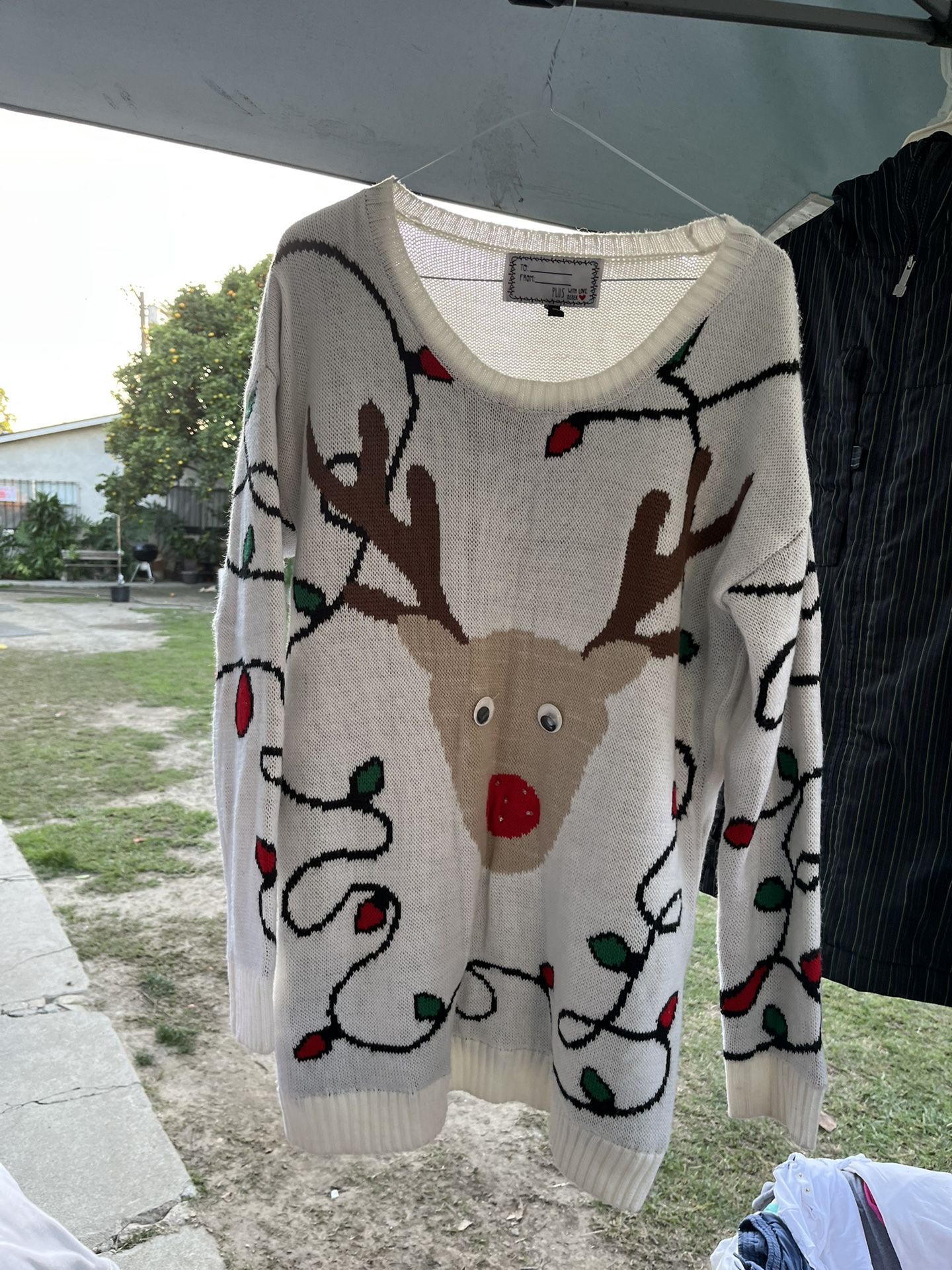 Un Sueter De Navidad  Zize 1X Es Nuevo &por $5dolls