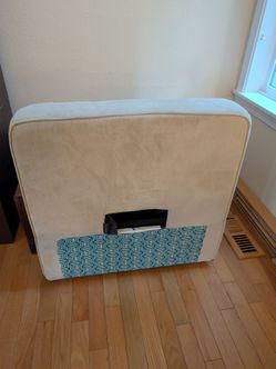 Lovesac deep side