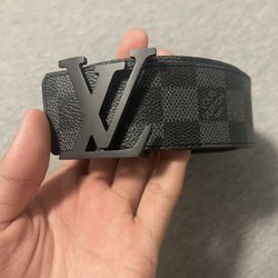 LV belt for Sale in North Bergen, NJ - OfferUp
