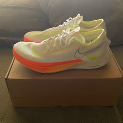 Men’s Nike Zoomx Streakfly 12