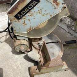 Vintage 10” Delta Motorized Miter Saw Model 34-080
