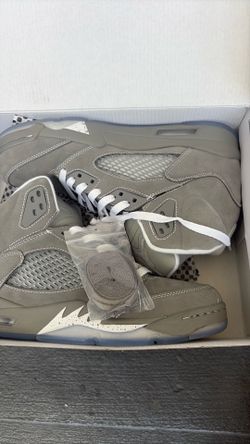 Jordan 5 Wolf Grey Size 9- OG Box Included