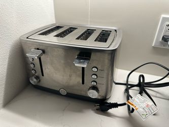 GE Stainless Steel 4-Slice Toaster - Extra Wide Slots