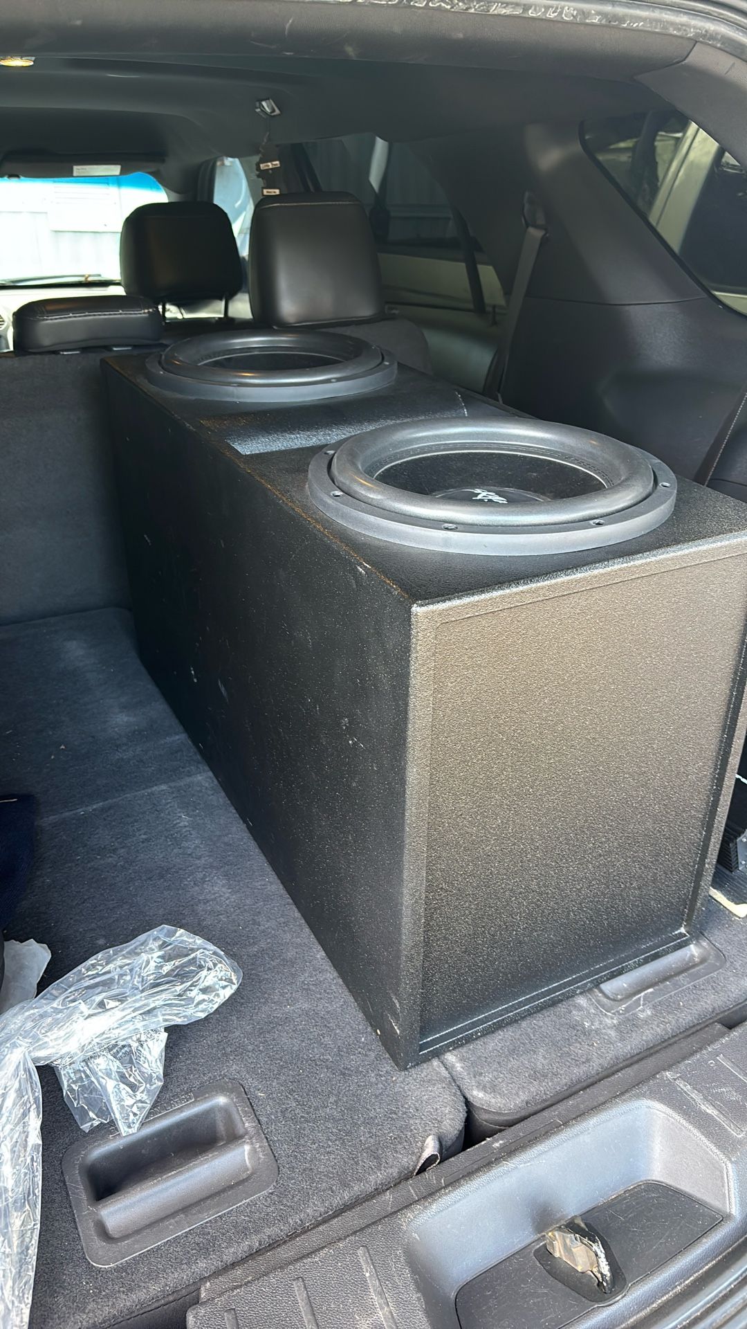 12in Subwoofer W/box , And 2000 W Amplifier