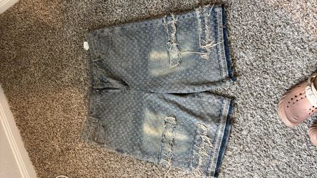 SHEIN MENS SHORTS SIZE 44