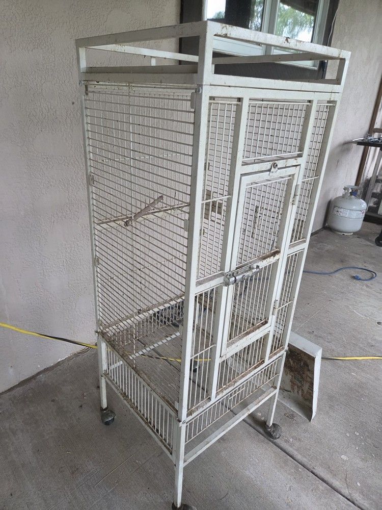 M-L Bird Cage