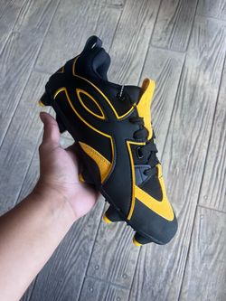 Under Armour Baseball Cleats