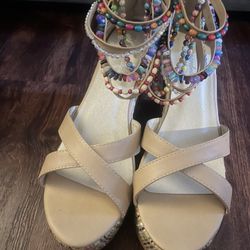 Beige Wedges With Multicolor Beads And Heel Design