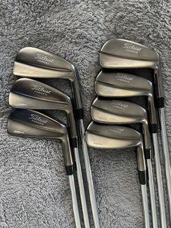 Nice Refinished Set of Titleist 690MB 4-PW