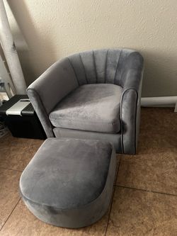 Costway Upholstered Velvet Barrel Chair with Ottoman