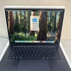 Apple MacBook Air 15" M4 chip 16GB RAM 256GB SSD Midnight MW1L3LL/A 2025 Model
