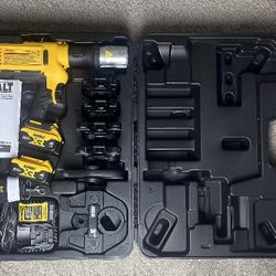 DeWalt 20v Max Cordless Press Tool With Jaws 