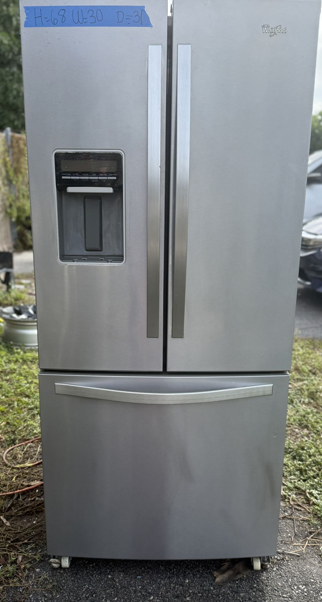 Whirpool refrigerator in very good condition