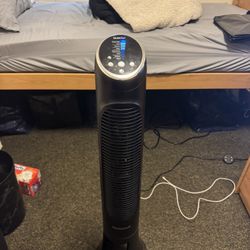 Standing QuietSet Fan