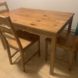 Dinette Table With 3 Chairs!! 