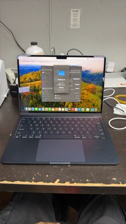 13 inch MacBook Air m3 8gb ram 256gb storage